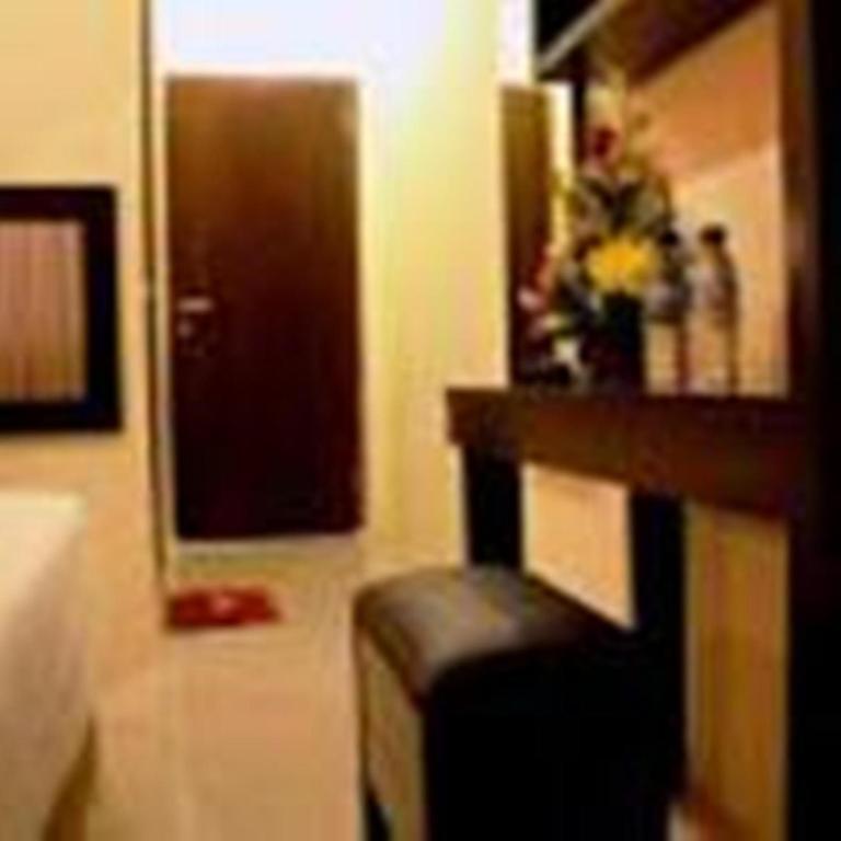 Asher Bali Transit Kuta  Ruang foto